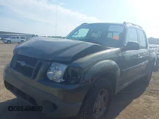2003 Ford Explorer Sport Trac XLS с VIN 1FMZU77E33UC71147, выставлен на аукционе IAAI как лот 42564210 с пробегом 150 836 миль миль и . История ставок и продаж доступна на DreamBid. Изображение 2.
