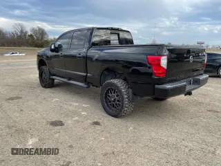 2018 Nissan Titan XD SV with VIN 1N6BA1F41JN515743, listed as a Copart auction lot 41860755 with 122,932 mi miles and Clean Title. Bid and sale history available at carsss.com. Image 3.
