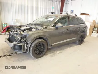 2019 Audi Q7 Premium Plus z VIN WA1LAAF7XKD045120, wystawiony jako IAAI lot #42426678 z przebiegiem 97 205 mil mil oraz . Historia ofert i sprzedaży dostępna na DreamBid. Obrazek 18.