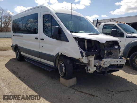 2018 Ford Transit Passenger XL with VIN 1FBAX2CM2JKA68997, listed as a Copart auction lot 50239175 with 201,545 mi miles and Clean title. Bid and sale history available at DreamBid. Image 4.