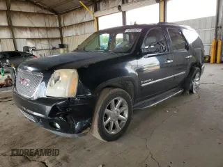 2009 GMC Yukon Denali z VIN 1GKFK03269R144974, wystawiony jako Copart lot #49354815 z przebiegiem 141 569 mil mil oraz Szkody całkowita. Historia ofert i sprzedaży dostępna na DreamBid. Obrazek 1.