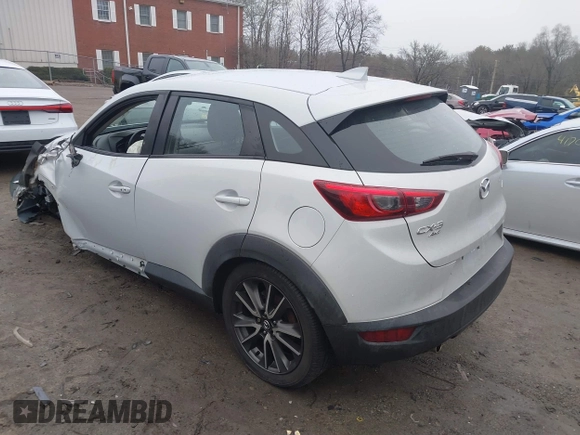 2017 Mazda CX-3 Touring with VIN JM1DKFC77H0155101, listed as a IAAI auction lot 41722040 with 92,653 mi miles. Bid and sale history available at carsss.com. Image 3.