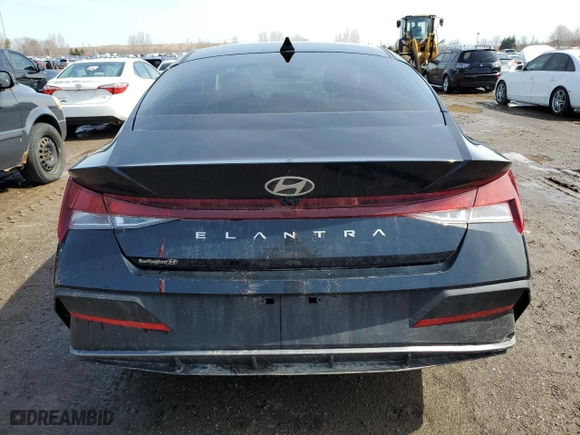 2024 Hyundai Elantra Essential with VIN KMHLM4DG0RU850003, listed as a Copart auction lot 45370535 with 31,199 mi miles and Clean Title. Bid and sale history available at carsss.com. Image 6.