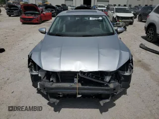 2017 Volkswagen Passat SE z VIN 1VWBT7A35HC026330, wystawiony jako Copart lot #57322535 z przebiegiem 91 602 mil mil oraz Szkoda całkowita • Salvage title. Historia ofert i sprzedaży dostępna na DreamBid. Obrazek 5.