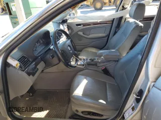 2005 BMW 3 Series 330i with VIN WBAEV53405KM08784, listed as a Copart auction lot 80395914 with 207,350 mi miles and Salvage Title. Bid and sale history available at carsss.com. Image 7.