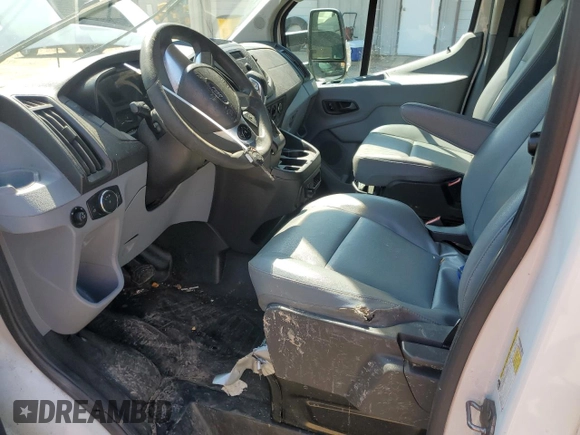 2019 Ford Transit z VIN 1FTYR2ZM7KKA08680, wystawiony jako Copart lot #71818084 z przebiegiem 258 678 mil mil oraz Szkoda całkowita • Salvage title. Historia ofert i sprzedaży dostępna na DreamBid. Obrazek 7.