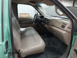 1999 Ford Super Duty F-250 XL with VIN 1FTNX20F9XEA58381, listed as a IAAI auction lot 40625121 with 321,045 mi miles. Bid and sale history available at carsss.com. Image 5.