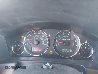 2006 Jeep Commander Limited z VIN 1J8HH58206C366040, wystawiony jako IAAI lot #40385858 z przebiegiem 313 805 mil mil oraz . Historia ofert i sprzedaży dostępna na DreamBid. Obrazek 7.