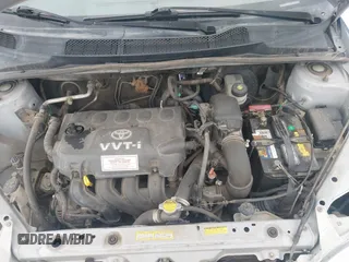 2000 Toyota ECHO z VIN JTDBT1235Y0060266, wystawiony jako IAAI lot #41840654 z przebiegiem 98 479 mil mil oraz . Historia ofert i sprzedaży dostępna na DreamBid. Obrazek 10.