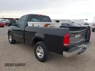 2000 Ford F-150 XL with VIN 1FTRF17W3YKA20460, listed as a IAAI auction lot 42035626 with 1 mi miles. Bid and sale history available at carsss.com. Image 3.