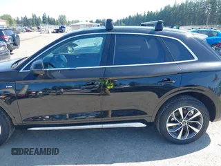 2023 Audi Q5 S line Premium Plus z VIN WA1EAAFY7P2125446, wystawiony jako IAAI lot #42374440 z przebiegiem 24 682 mil mil oraz . Historia ofert i sprzedaży dostępna na DreamBid. Obrazek 14.