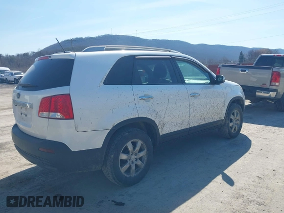 2011 Kia Sorento LX with VIN 5XYKTDA10BG072702, listed as a IAAI auction lot 41762573 with 142,937 mi miles. Bid and sale history available at carsss.com. Image 4.