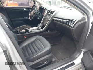 2015 Ford Fusion SE with VIN 3FA6P0HDXFR307381, listed as a IAAI auction lot 41928936 with 154,504 mi miles. Bid and sale history available at carsss.com. Image 5.