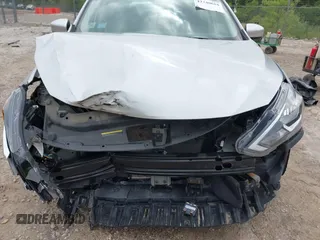 2018 Nissan Sentra SV с VIN 3N1AB7AP2JY210239, выставлен на аукционе IAAI как лот 42340618 с пробегом 77 011 миль миль и . История ставок и продаж доступна на DreamBid. Изображение 6.