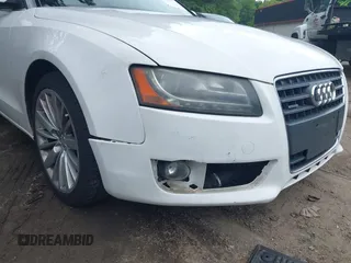 2011 Audi A5 Premium Plus z VIN WAULFAFH2BN020509, wystawiony jako IAAI lot #42381177 z przebiegiem 132 106 mil mil oraz . Historia ofert i sprzedaży dostępna na DreamBid. Obrazek 6.