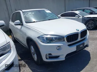 2015 BMW X5 sDrive35i z VIN 5UXKR2C55F0H37402, wystawiony jako IAAI lot #42243753 z przebiegiem 159 767 mil mil oraz . Historia ofert i sprzedaży dostępna na DreamBid. Obrazek 1.