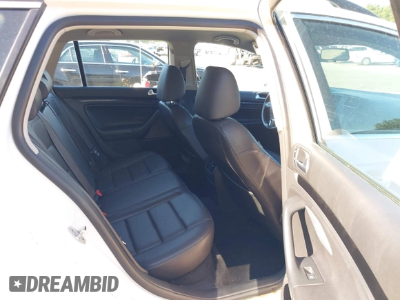 2013 Volkswagen Jetta TDI с VIN 3VWPL7AJ8DM662365, выставлен на аукционе IAAI как лот 42654920 с пробегом 145 785 миль миль и . История ставок и продаж доступна на DreamBid. Изображение 8.