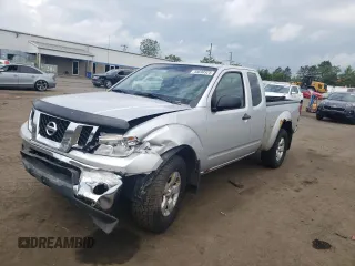 2009 Nissan Frontier SE z VIN 1N6AD06W79C408699, wystawiony jako Copart lot #58698925 z przebiegiem 118 451 mil mil oraz Szkoda całkowita • Salvage title. Historia ofert i sprzedaży dostępna na DreamBid. Obrazek 1.
