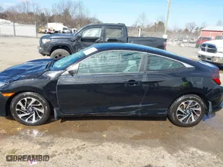 2018 Honda Civic Coupe LX with VIN 2HGFC4B55JH302965, listed as a IAAI auction lot 41596251 with 31,210 mi miles. Bid and sale history available at carsss.com. Image 15.