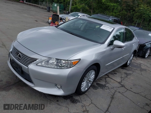 2014 Lexus ES 330 z VIN JTHBK1GG4E2098648, wystawiony jako IAAI lot #42254508 z przebiegiem 99 610 mil mil oraz . Historia ofert i sprzedaży dostępna na DreamBid. Obrazek 2.
