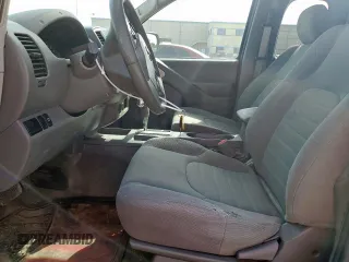 2018 Nissan Frontier S z VIN 1N6BD0CT1JN708164, wystawiony jako Copart lot #57149945 z przebiegiem 216 389 mil mil oraz Tytuł czysty. Historia ofert i sprzedaży dostępna na DreamBid. Obrazek 7.