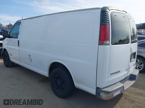 2002 Chevrolet City Express Cargo z VIN 1GCEG15W121226906, wystawiony jako IAAI lot #41882849 z przebiegiem 184 790 mil mil oraz . Historia ofert i sprzedaży dostępna na DreamBid. Obrazek 3.