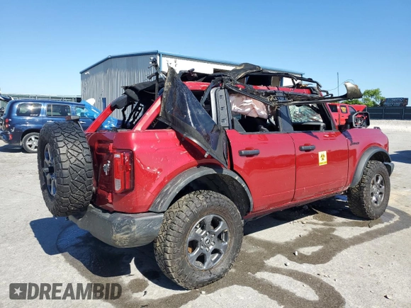 2021 Ford Bronco with VIN 1FMDE5BH1MLB00420, listed as a Copart auction lot 61452524 with 32,260 mi miles and Salvage Title. Bid and sale history available at DreamBid. Image 3.