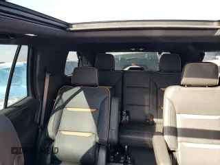 2023 GMC Yukon AT4 with VIN 1GKS2CKD3PR104271, listed as a Copart auction lot 86641834 with 25,636 mi miles and Salvage Title. Bid and sale history available at carsss.com. Image 10.