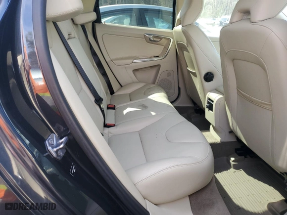 2015 Volvo XC60 T5 Drive-E Premier Plus with VIN YV440MDC5F2620933, listed as a Copart auction lot 46507265 with 133,545 mi miles and Clean Title. Bid and sale history available at carsss.com. Image 11.