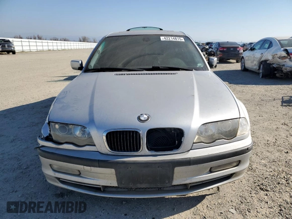 2001 BMW 3 Series 330i with VIN WBAAV53451FJ71310, listed as a Copart auction lot 42214815 with 228,645 mi miles and Salvage Title. Bid and sale history available at carsss.com. Image 5.