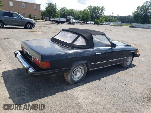 1979 Mercedes-Benz SL with VIN 10704412052292, listed as a Copart auction lot 64758035 with 146,896 mi miles and Clean title. Bid and sale history available at DreamBid. Image 3.