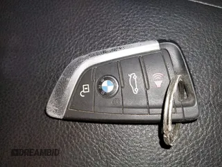 2020 BMW X1 xDrive28i z VIN WBXJG9C07L5P71792, wystawiony jako IAAI lot #41583132 z przebiegiem 150 095 mil mil oraz . Historia ofert i sprzedaży dostępna na DreamBid. Obrazek 11.