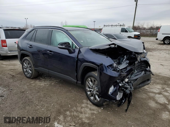 2025 Toyota RAV4 XLE Premium with VIN 2T3A1RFV6SW501627, listed as a Copart auction lot 86159954 with 220 mi miles and Salvage title. Bid and sale history available at DreamBid. Image 4.