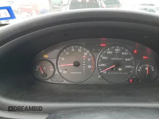 2001 Acura Integra LS z VIN JH4DB76571S000122, wystawiony jako Copart lot #68906974 z przebiegiem 162 045 mil mil oraz Czysty tytuł • Clean title. Historia ofert i sprzedaży dostępna na DreamBid. Obrazek 9.