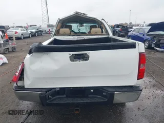 2009 Chevrolet Silverado 1500 LT with VIN 1GCEK29J69Z290440, listed as a IAAI auction lot 41469678 with 278,325 mi miles. Bid and sale history available at carsss.com. Image 14.