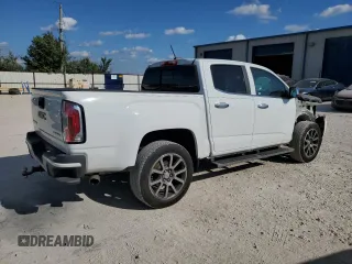 2019 GMC Canyon 4WD Denali with VIN 1GTG6EEN1K1108770, listed as a Copart auction lot 70524714 with 72,440 mi miles and Salvage Title. Bid and sale history available at carsss.com. Image 3.