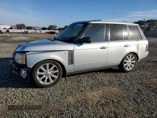 2006 Land Rover Range Rover SC z VIN SALMF134X6A205504, wystawiony jako Copart lot #88591205 z przebiegiem Nie podano mil oraz Szkoda całkowita • Salvage title. Historia ofert i sprzedaży dostępna na DreamBid. Obrazek 1.