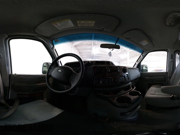 2014 Ford Econoline Passenger XL z VIN 1FBNE3BL9EDB01008, wystawiony jako IAAI lot #42231120 z przebiegiem 255 170 mil mil oraz . Historia ofert i sprzedaży dostępna na DreamBid. Obrazek 18.