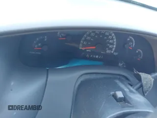 1999 Ford F-150 с VIN 1FTRX17WXXNA51165, выставлен на аукционе IAAI как лот 41707795 с пробегом Не указан миль и . История ставок и продаж доступна на DreamBid. Изображение 7.