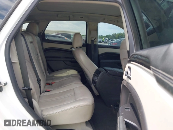 2016 Cadillac SRX Luxury Collection with VIN 3GYFNEE37GS584342, listed as a IAAI auction lot 42115642 with 110,306 mi miles and . Bid and sale history available at carsss.com. Image 8.