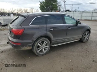 2010 Audi Q7 Premium Plus z VIN WA1LMAFE9AD003655, wystawiony jako Copart lot #84422404 z przebiegiem 180 102 mil mil oraz Czysty tytuł • Clean title. Historia ofert i sprzedaży dostępna na DreamBid. Obrazek 3.