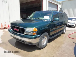 2002 GMC Yukon XL SLT with VIN 3GKEC16Z92G213251, listed as a IAAI auction lot 42130871 with 179,931 mi miles. Bid and sale history available at carsss.com. Image 2.