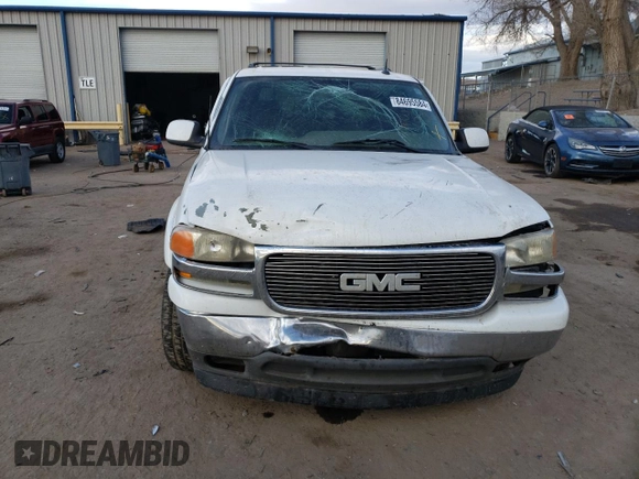 2005 GMC Yukon XL SLT with VIN 1GKEC16Z45J149459, listed as a Copart auction lot 84695584 with 0 mi miles and Salvage Title. Bid and sale history available at carsss.com. Image 5.