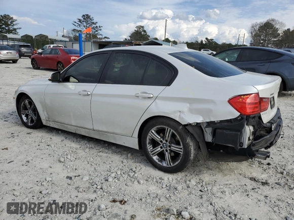 2015 BMW 3 Series 328i xDrive с VIN WBA3B5G54FNS16660, выставлен на аукционе Copart как лот 47927835 с пробегом 97 446 миль миль и Списание • Salvage title. История ставок и продаж доступна на DreamBid. Изображение 2.