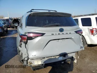 2022 Toyota Sienna XLE Woodland Edition with VIN 5TDASKFC5NS047766, listed as a Copart auction lot 83213634 with 0 mi miles and Salvage Title. Bid and sale history available at carsss.com. Image 6.