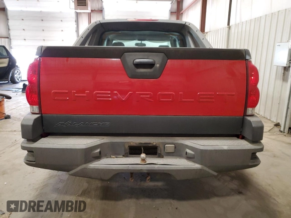 2005 Chevrolet Avalanche Z71 with VIN 3GNEK12Z65G169516, listed as a Copart auction lot 77784804 with 195,592 mi miles and Salvage Title. Bid and sale history available at carsss.com. Image 6.