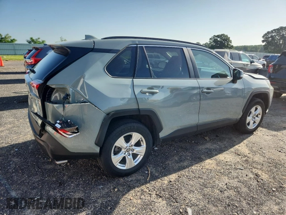 2021 Toyota RAV4 XLE with VIN 2T3P1RFVXMW239608, listed as a Copart auction lot 61794525 with 48,665 mi miles and Salvage title. Bid and sale history available at DreamBid. Image 3.