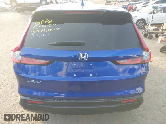 2024 Honda CR-V EX-L with VIN 2HKRS3H70RH303011, listed as a IAAI auction lot 41239305 with 9,500 mi miles and . Bid and sale history available at DreamBid. Image 16.