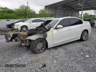 2013 BMW 3 Series 328i z VIN WBA3C1G58DNR48454, wystawiony jako Copart lot #54657245 z przebiegiem Nie podano mil oraz Nie do naprawy • Non repairable. Historia ofert i sprzedaży dostępna na DreamBid. Obrazek 1.