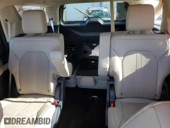 2023 Ford Expedition Limited with VIN 1FMJU2A82PEA31624, listed as a Copart auction lot 53244415 with 33,063 mi miles and Salvage title. Bid and sale history available at DreamBid. Image 10.